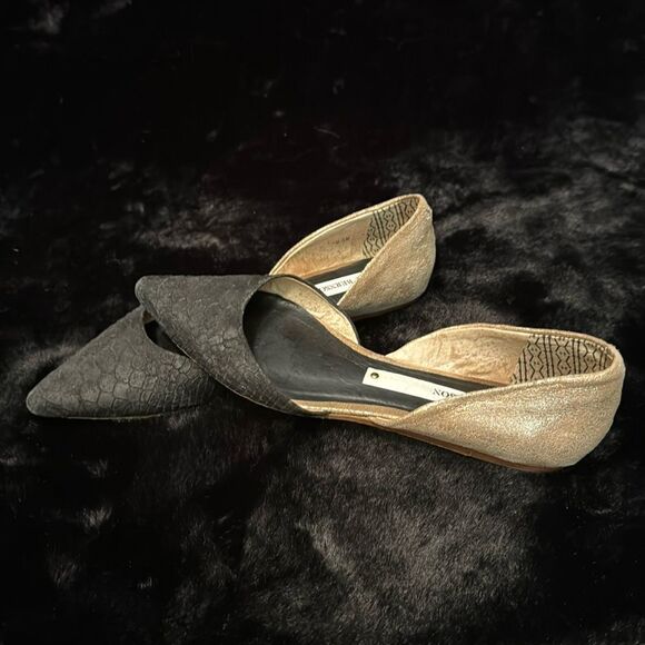 Gorgeous Matt Bernson Leather Flats - Picture 1 of 11
